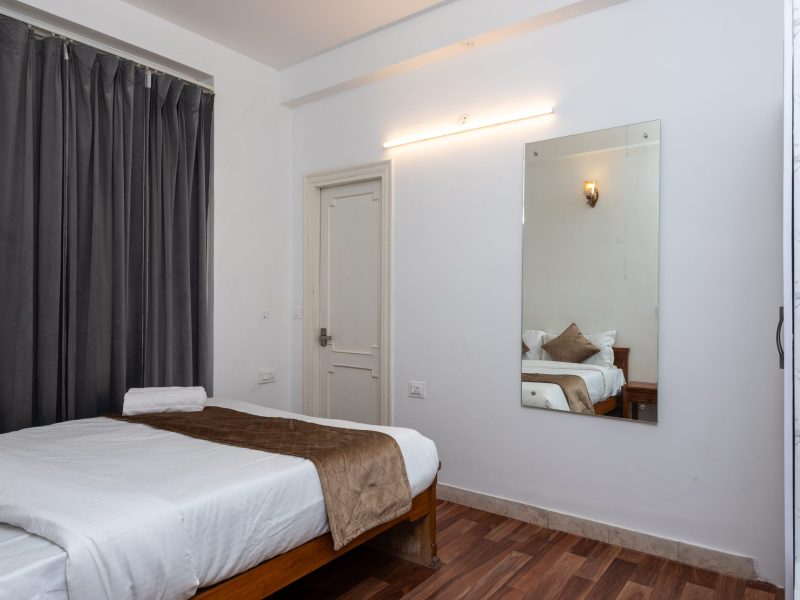Deluxe Room With Common Balcony